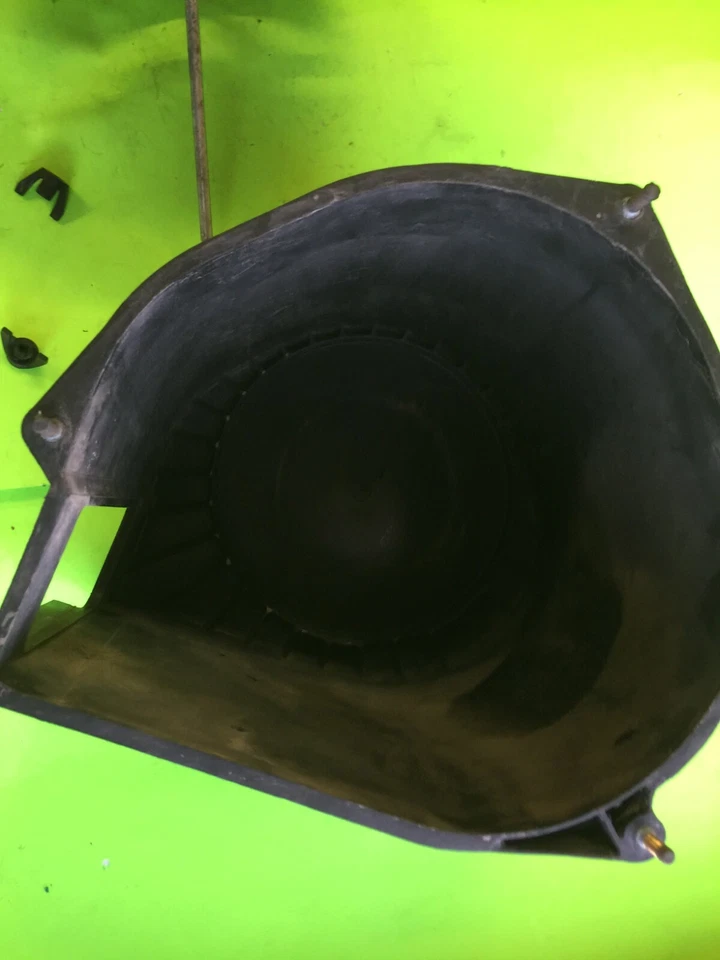 Dodge Ram D250 1989-1993 5,9 Cummins admisión de aire limpiador caja carcasa turbo OEM Foto 4 de 4