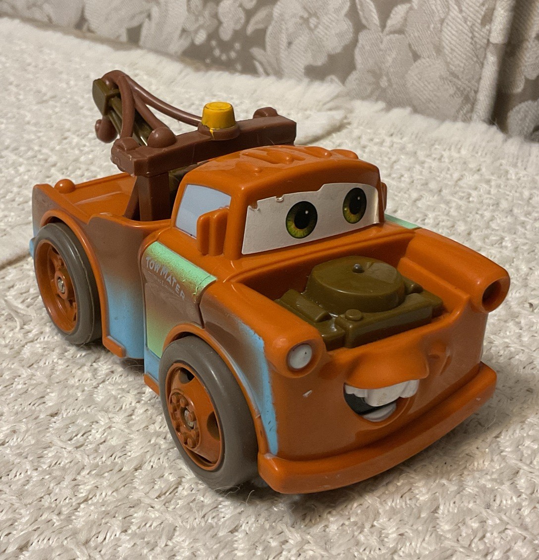Fisher Price Shake 'n Go Disney PIXAR Cars Mater - BCL48, Popular