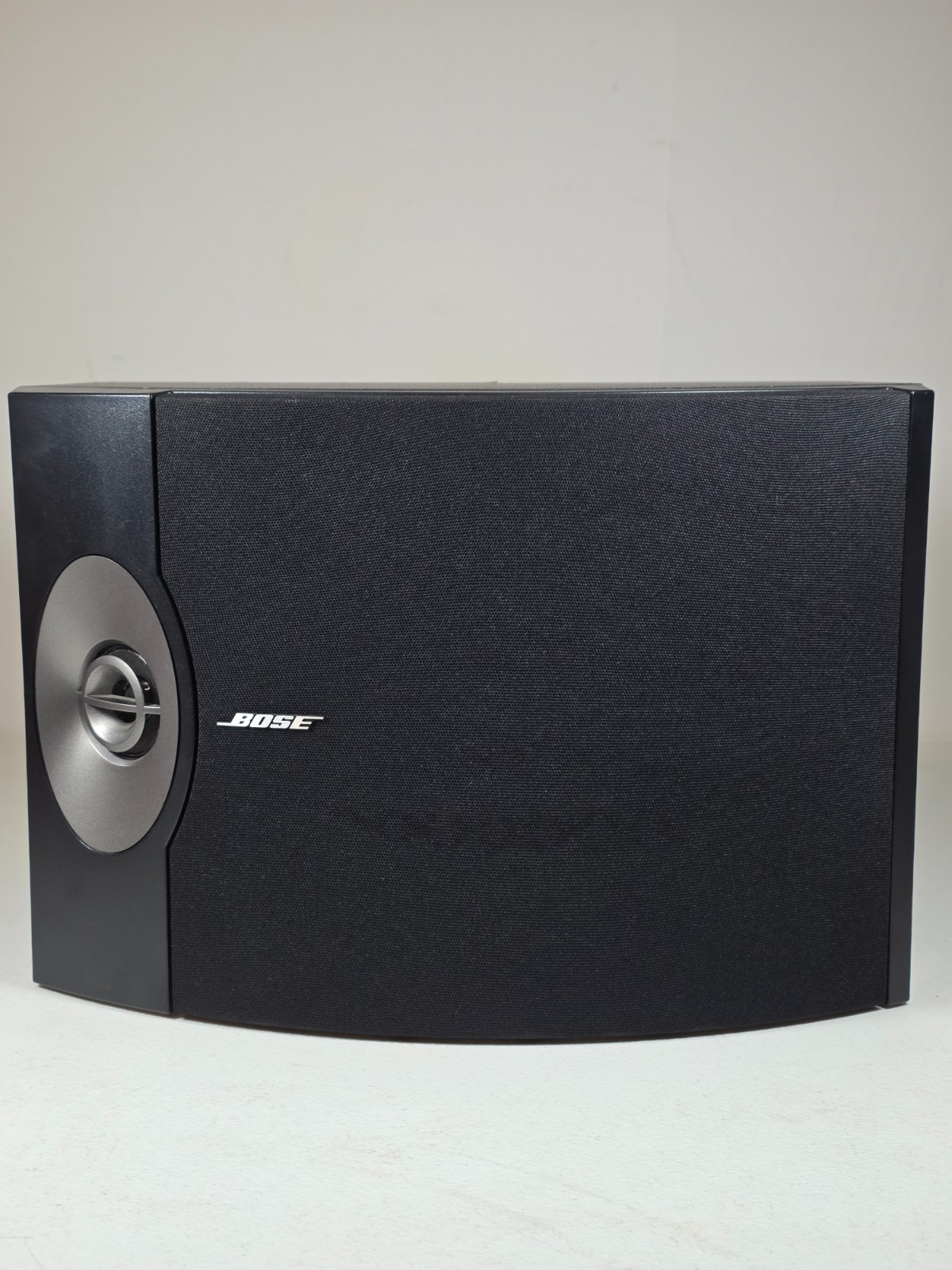 Bose 301 Series V Direct/Reflecting Bookshelf Speaker - Righ