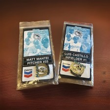 VTG Florida Marlins MLB Baseball Pin Lot 2 Mantei Castillo Collectable