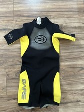 Plazma BARE Wetsuit 2/2mm size 10 yr Black yellow Short