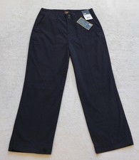 Lee Women  s Mid Rise 23  Capri Pants Black Size 4 Stretch NWT Cotton