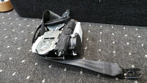 2L165B12 *  Volkswagen e-Golf VII 2015 Vorne Sicherheitsgurt vorne 5G4857705N