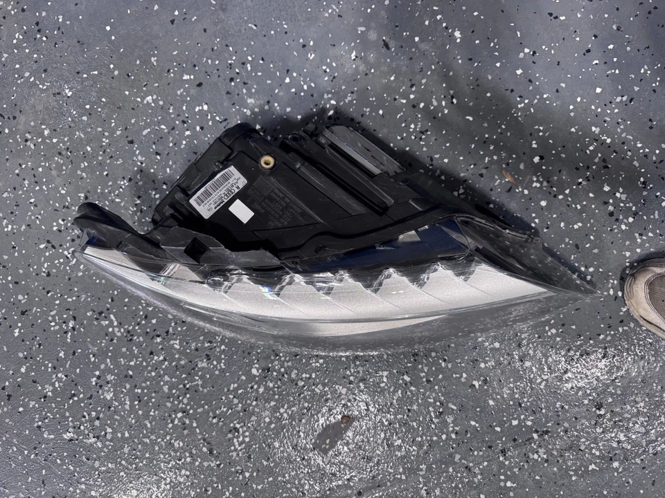 AUDI Q7 2010-2015 FARO IZQUIERDO LADO CONDUCTOR LÁMPARA XENÓN OCULTO OEM 4L0941003AK Foto 2 de 4