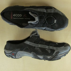 ecco water shoes