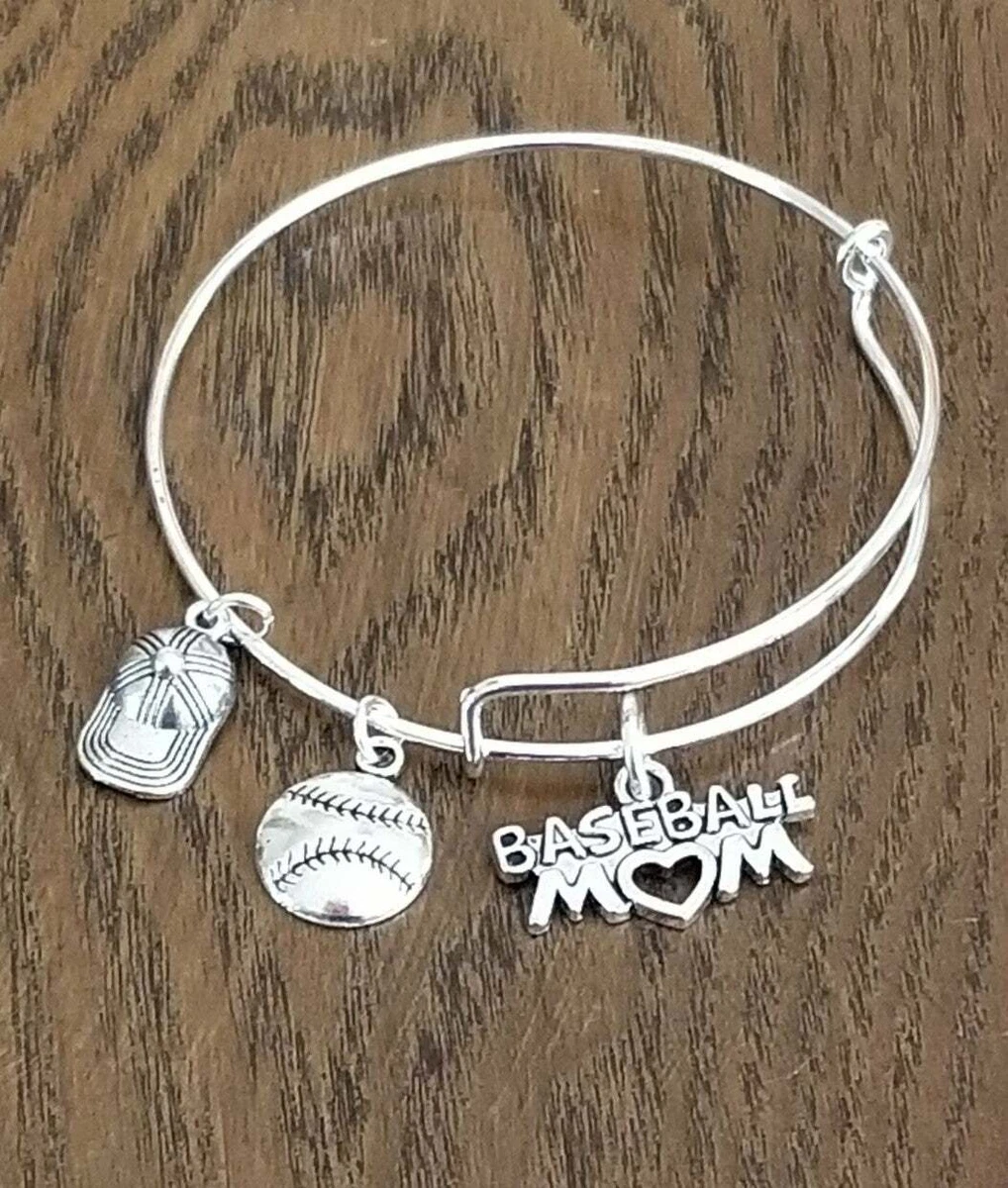 Mom on sale charm bracelet