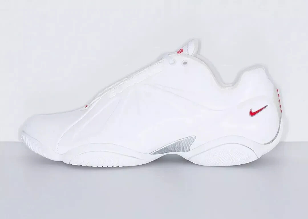 Supreme × Nike Air Zoom Courtposite 