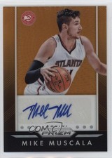2015-16 Panini Prizm Auto Orange Prizm 45/65 Mike Muscala #P-MMC Auto pu3