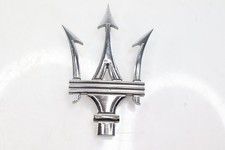 14-20 Maserati Ghibli Quattroporte Levante Front Bumper Grille Logo Badge Emblem