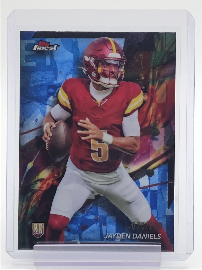 JAYDEN DANIELS 2024 TOPPS FINEST COMMON ROOKIE BLUE #67 RC /200 Q4832