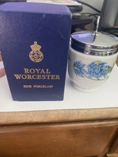 Royal Worcester Egg Coddler Blackberries Flowers Floral 4” Silver Lid Large EUC