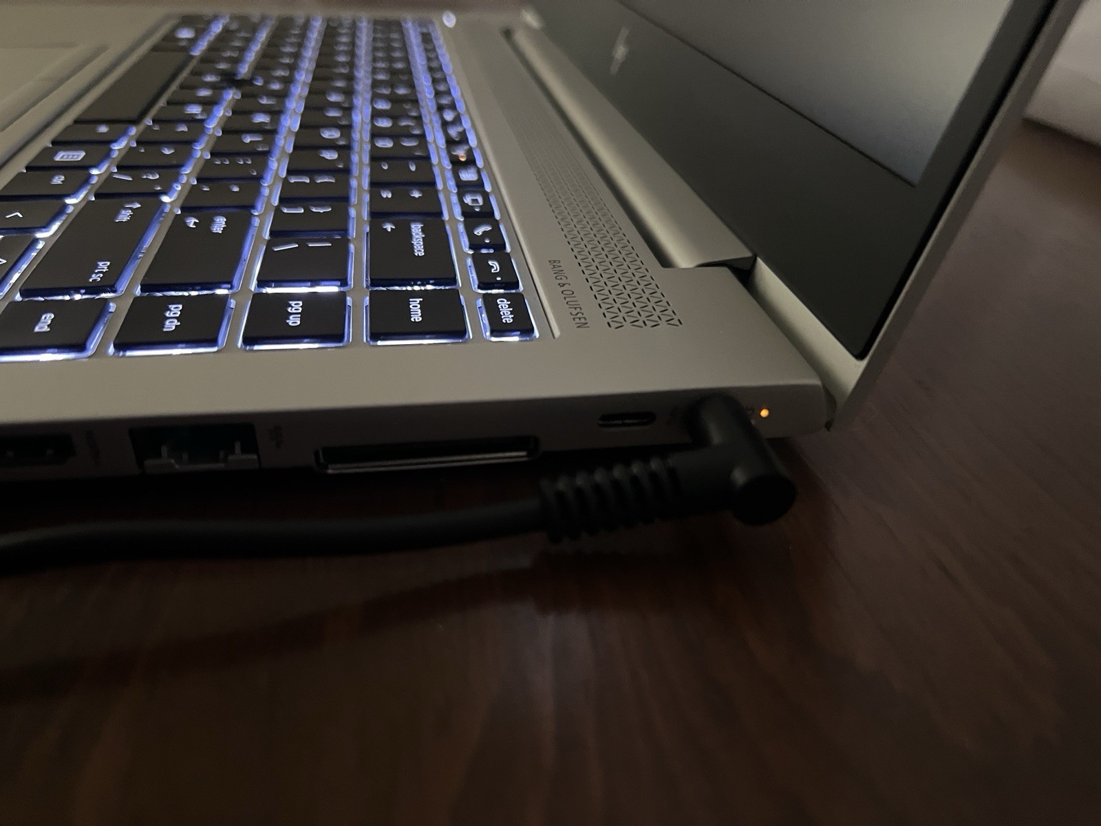 HP EliteBook 840 G5, 14-Inch Laptop, with Intel Core i5‑8350U, 256 GB SSHD (Solid State Hybrid Drive), Windows 11 Pro