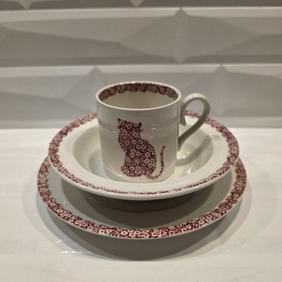 HTF  Royal Crownford Staffordshire CALICO RED CAT Child Place Setting