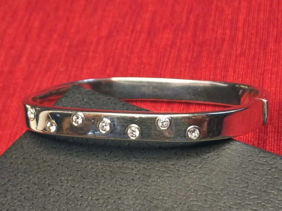 Brazalete Brazalete Brazalete Personalizado Estate Oro 12KT con 7 Diamantes Dispersos Tenis  Foto 2 de 4