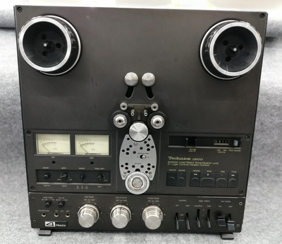 Technics RS-1506U Reel-to-Reel Deck 4 track / Packed in Technics RS-1506U Reel-to-Reel Deck 4 track / Packed in