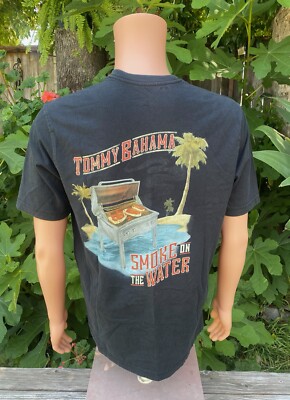 Tommy Bahama Beach Cozy Fun In The Sun Smoke On The Water  T-Shirt Size Small
