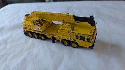 VINTAGE MATCHBOX SUPER KINGS MOBILE CRANE 900E 1985 PLAYWORN