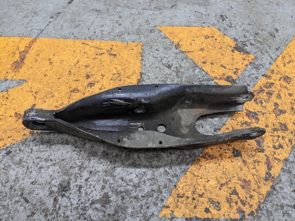 MERCEDES SL500 R230 5.0 V8 LEFT REAR LOWER CONTROL ARM WISHBONE - Image 3 of 4