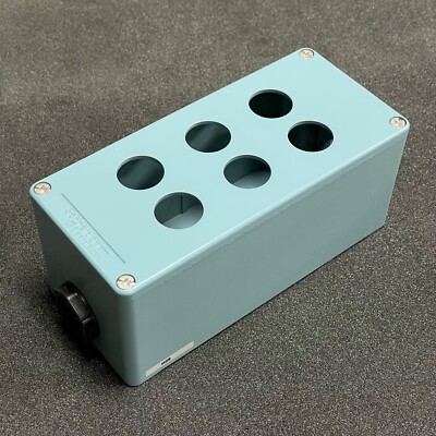 Schneider Electric Blue Metall Harmony XAP Druckknopfgehäuse, 6 Loch 22 mm Durchmesser