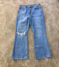 American Eagle high Rise 90s Flare Jeans Wome...