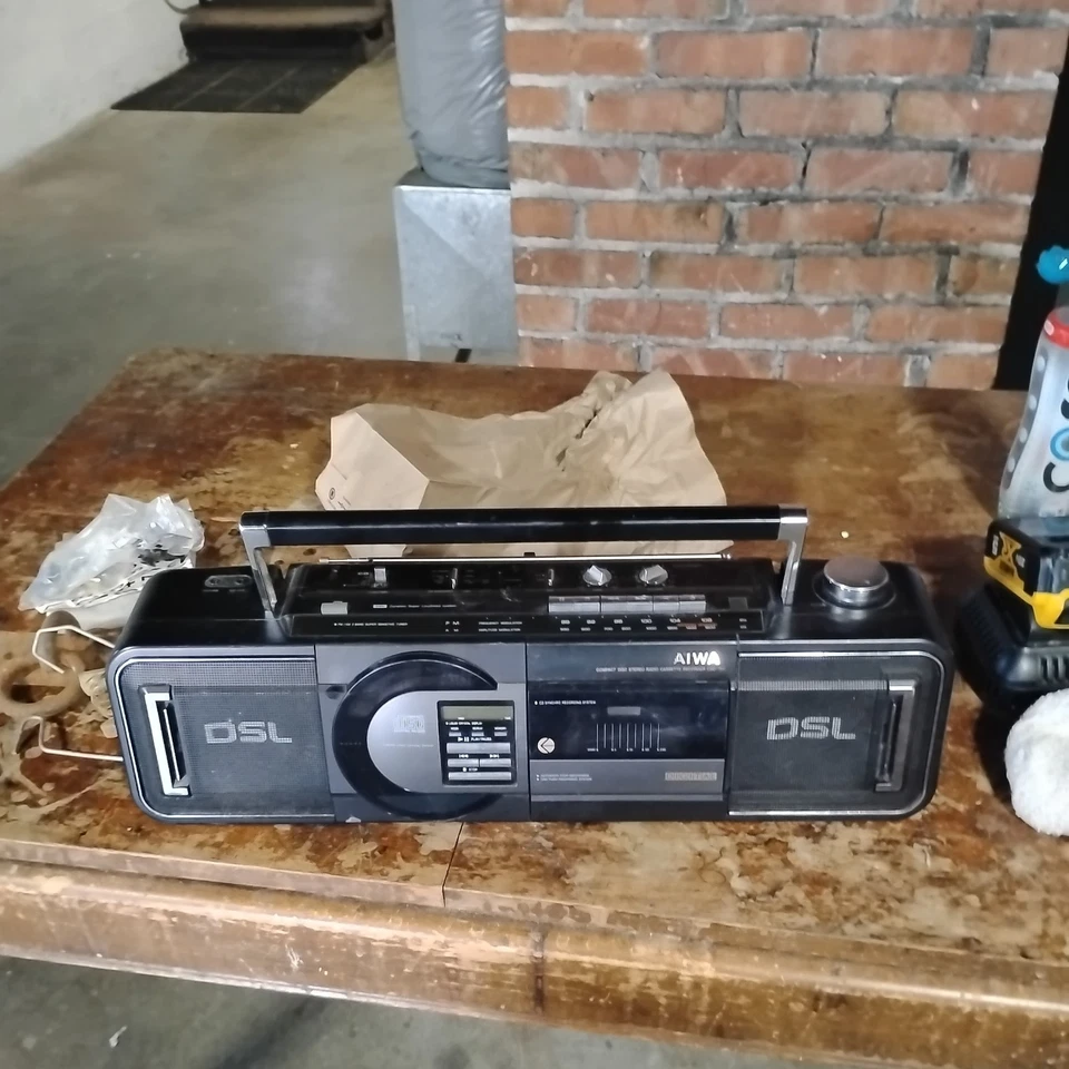 Vintage Raro Aiwa CSD-707 Boombox Estéreo Forma Exilante Completa. - Imagem 2 de 4