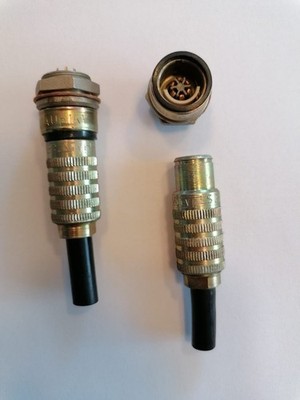 EBR 6-poliger Stecker und Einbau-Buchse GD11A/LS31A 1kV