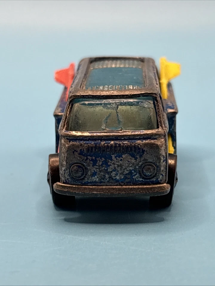 Hot Wheels Redline Volkswagen Beach Bomb Blue Side Loading Repro Boards - Image 2 of 4