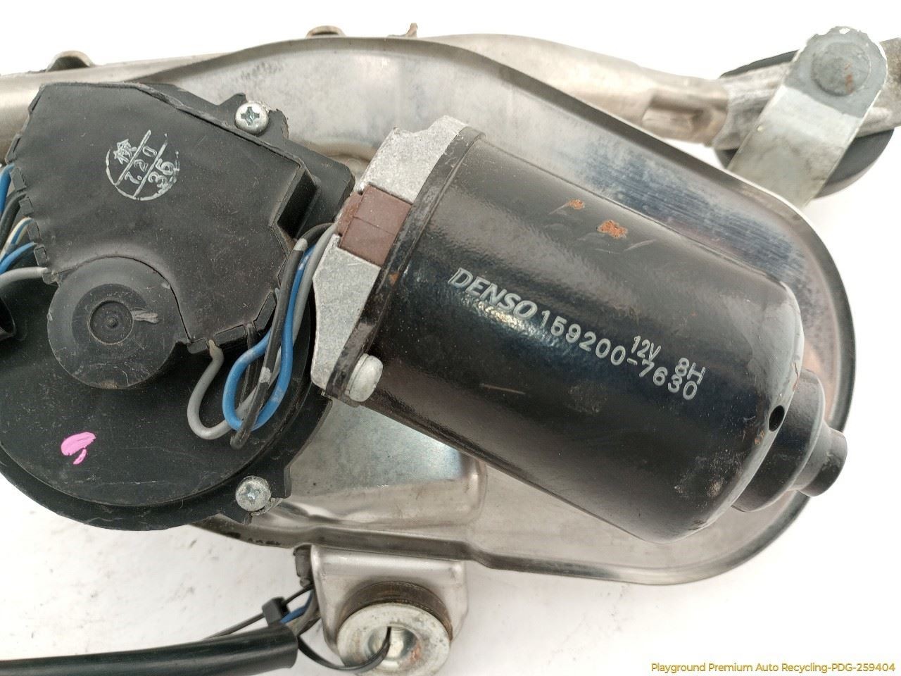 Maserati Quattroporte M139 Windshield Wiper Transmission Fits 2003-2008 03 04 05