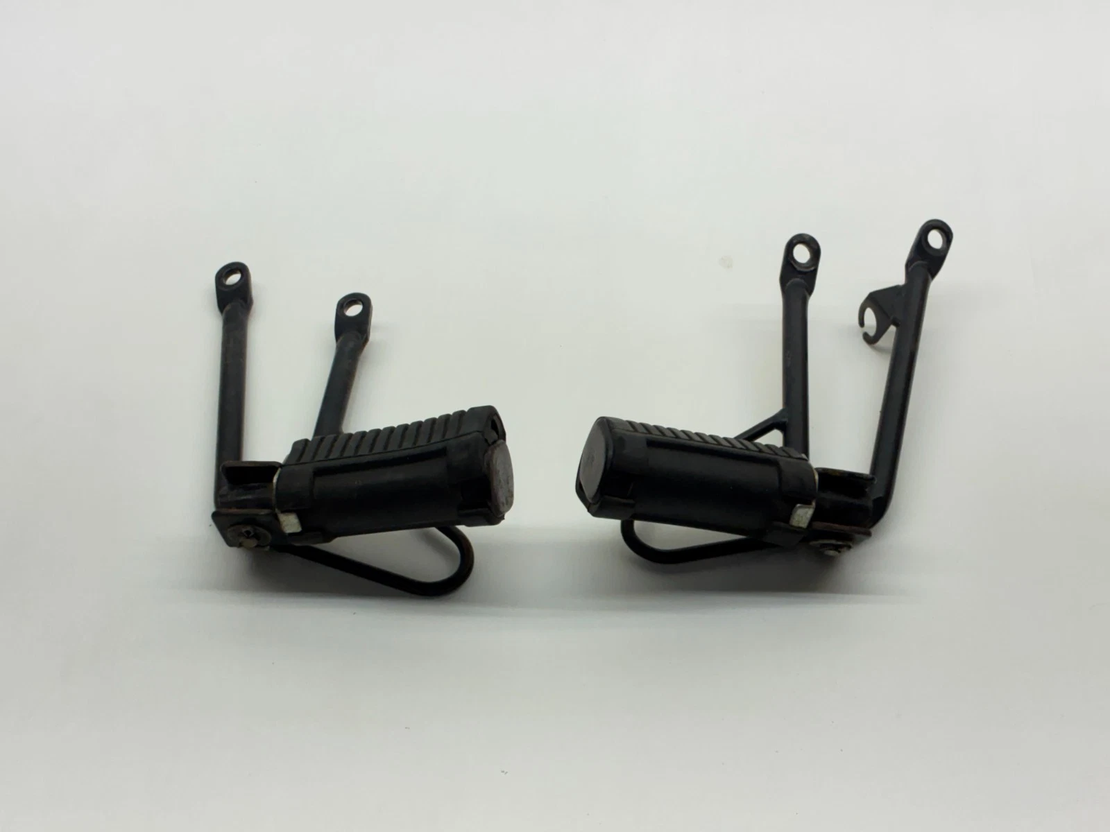 2024 Honda XR150L Passenger Foot Pegs Assembly OEM Rear Rider Left Right XR 150L