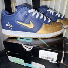 Nike SB Dunk Low OG QS Supreme 