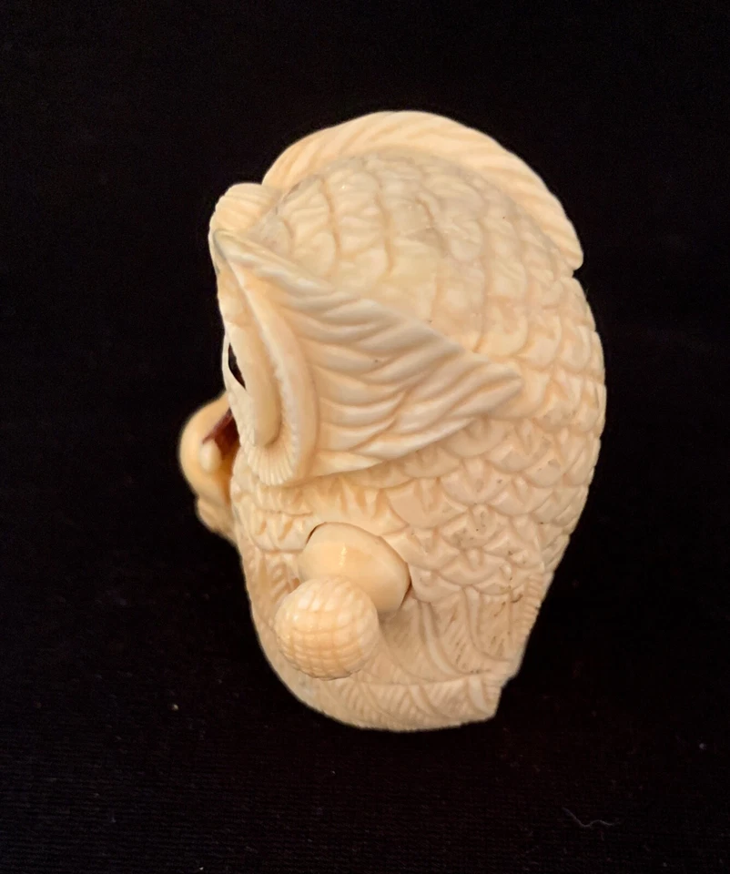 Vintage Novelty Carved Owl w/ Mouse Tape Measure Rare - Image 3 of 4