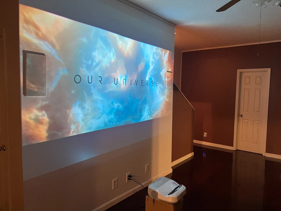 Epson Powerlite 475w Ultra-Short Throw Projector - Image 2 of 4