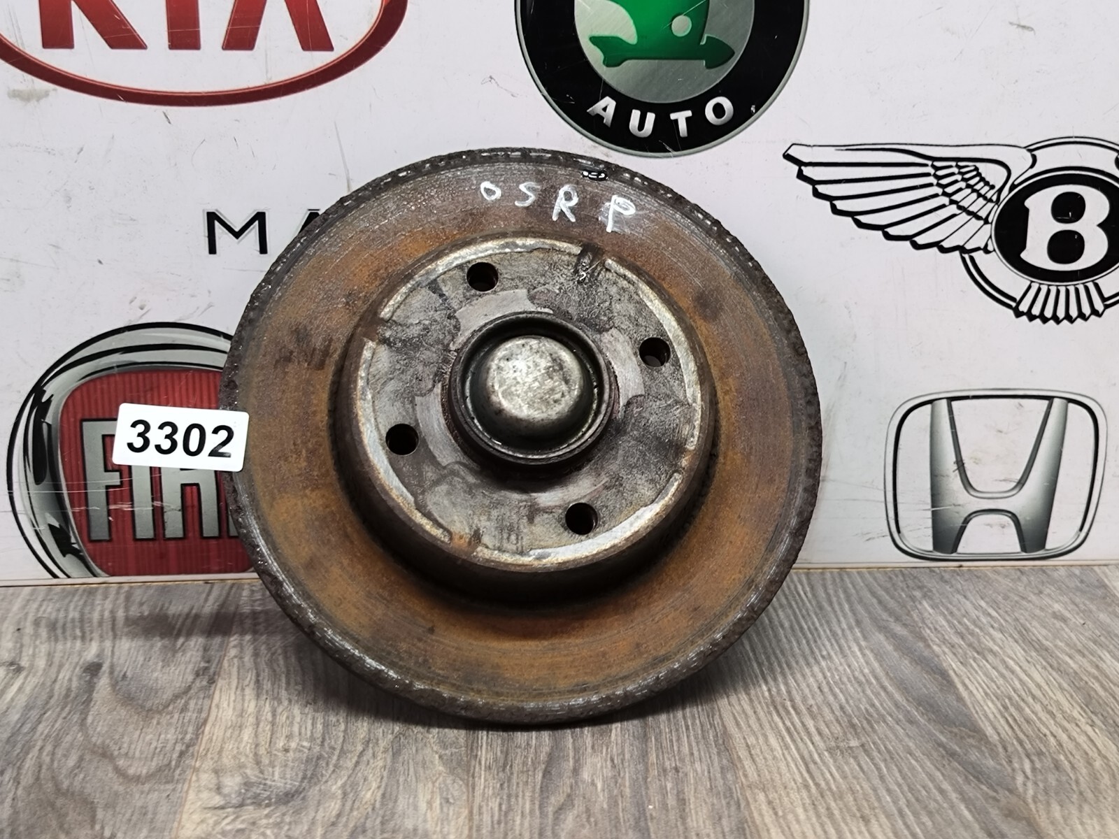 PEUGEOT 2008 ALLURE 2015 RHD 1.2 L 5 DOOR REAR RIGHT OSR WHEEL HUB & BRAKE DISK