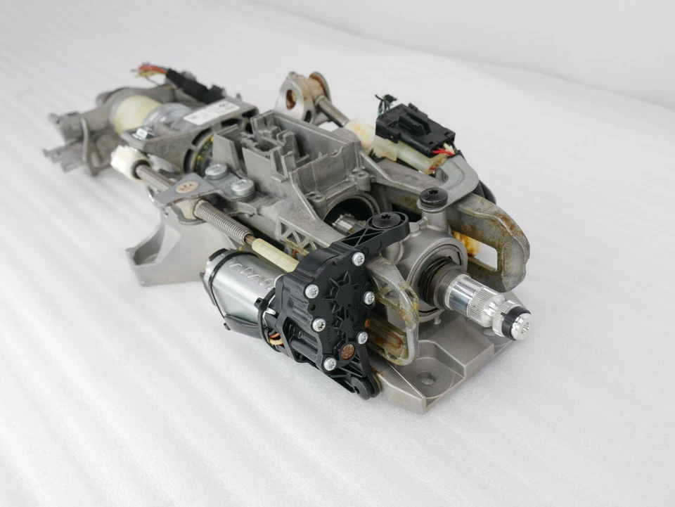 BMW F01 F02 F07 550 740 750 760 РУЛЕВАЯ КОЛОНКА С ДВИГАТЕЛЕМ OEM (09_15) 6787926 - Изображение 2 из 4