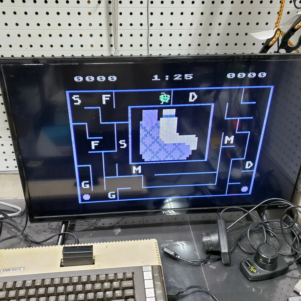 Vintage Atari 400 800XL ALPHABET ZOO 1983 Video Game Cartridge TESTED AUTHENTIC - Image 3 of 4