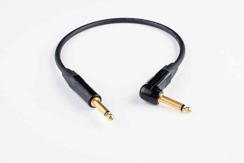 CABLE DE GUITARRA MOGAMI 2524 MONOÁNGULO DORADO SERIE 12', 12 pies - Imagen 2 de 2