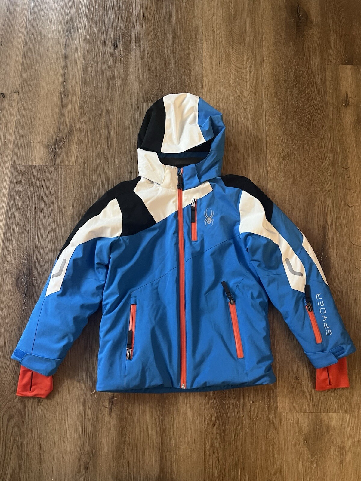 Picture 1 of 20