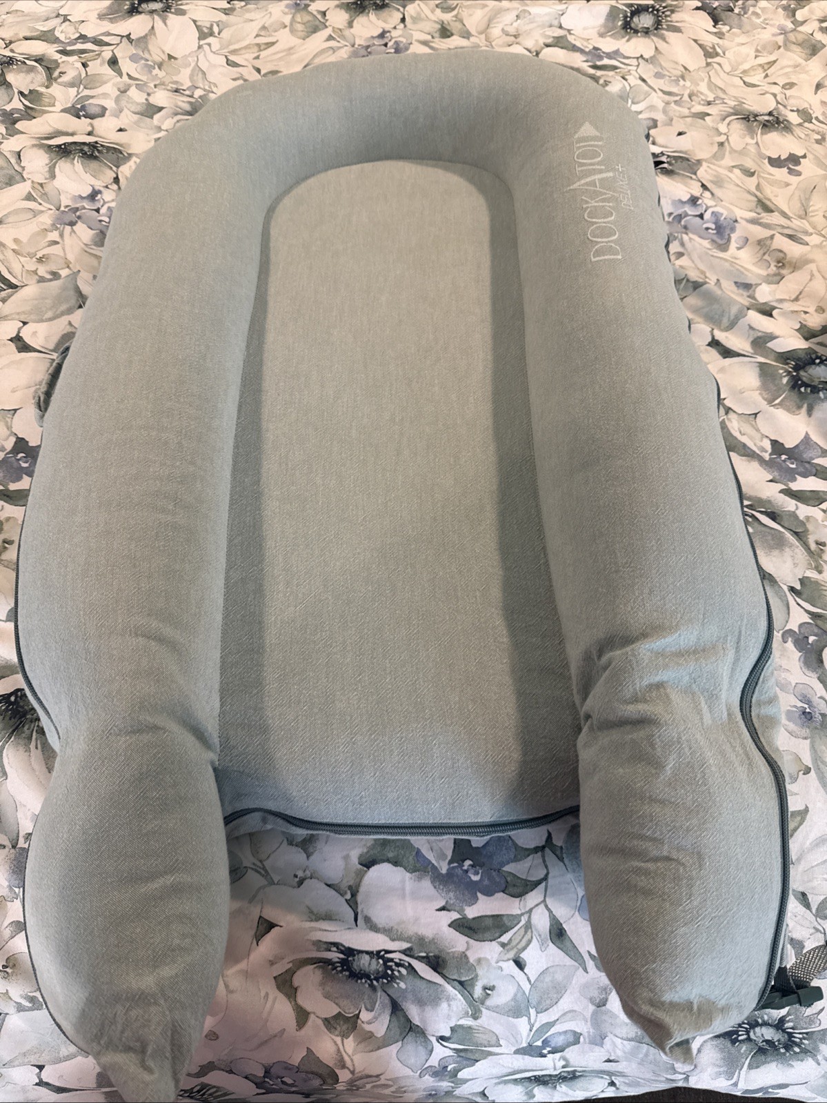 Dock A Tot Deluxe Plus Dock Baby Lounger 0-8 Months