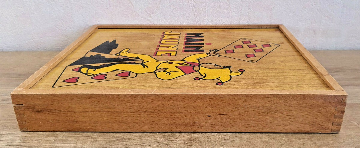 ANCIENNE BOÎTE DE jeu du Nain Jaune en bois de 24,5 cm x 29,3 cm x 4,1