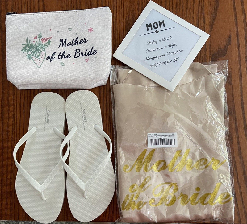 mother of the bride robe, makeup bag, handkerchief & flip flops old navy