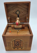 Vintage Wood Mechanical Cigarette Dispenser Box w/ Marquetry Inlay & Bird #26