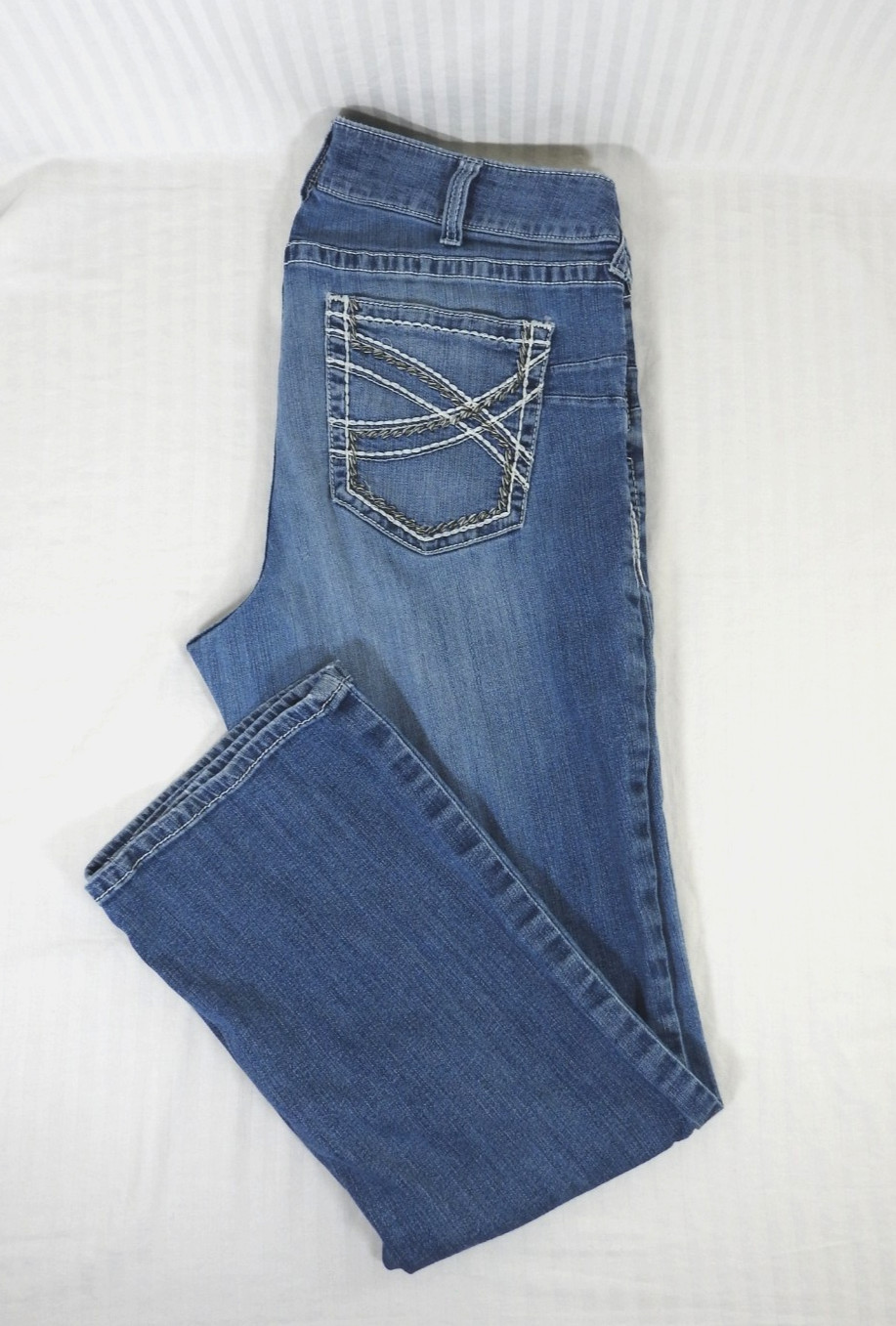 Women's Ariat REAL Light Wash Mid Rise Boot Cut Denim Jeans 20WR. Western