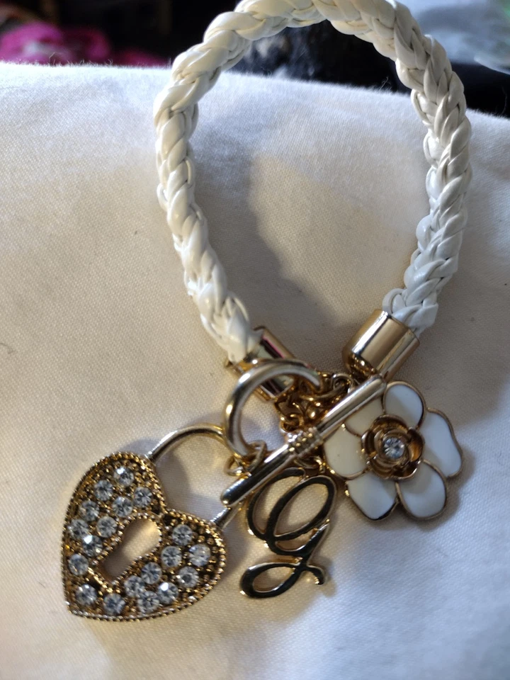 NUEVO ADIVINAR CUERO SINTÉTICO TRENZADO BLANCO + DIJES MULTICOLOR TONO DORADO + PULSERA DE CRISTAL Foto 2 de 2