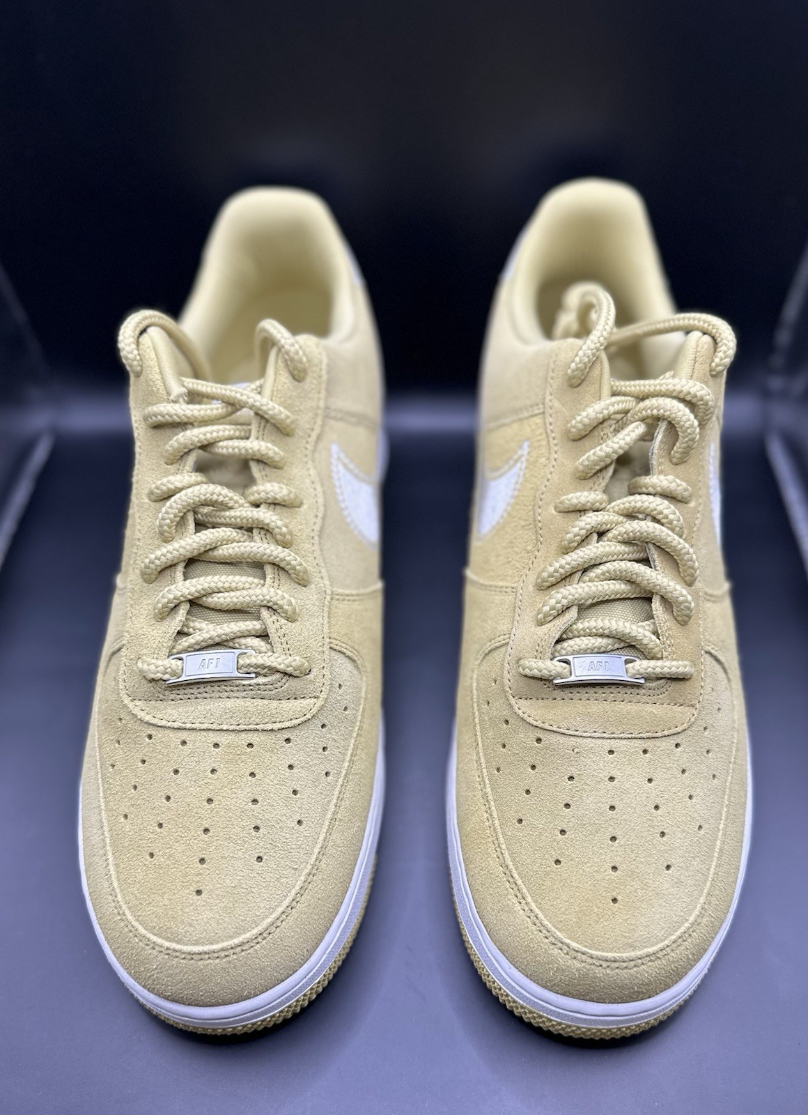 SAOLA Nike Air Force 1 '07 LV8 Buff G Sneakers Uomo Taglia 13 HJ4465 700 (senza coperchio scatola)