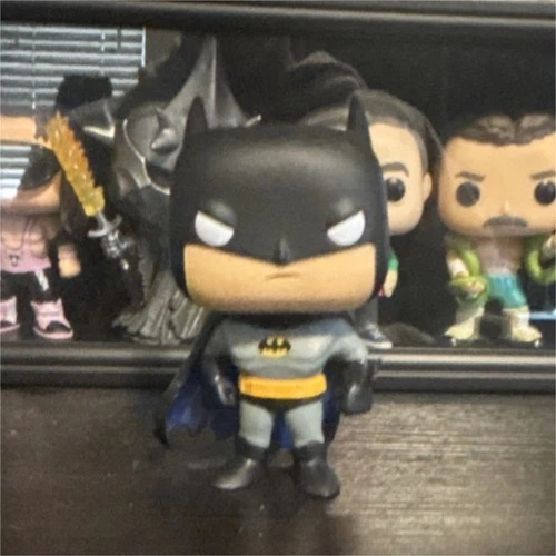 Funko Pop! Vinyl Batman Figure DC Universe #152