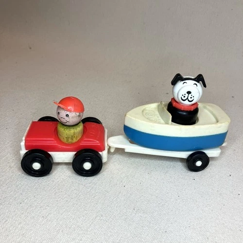 Vintage Fisher Price Little People Car & Boat set #685 Complete Trailer Figures