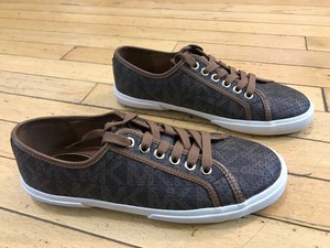 tenis michael kors feminino preço