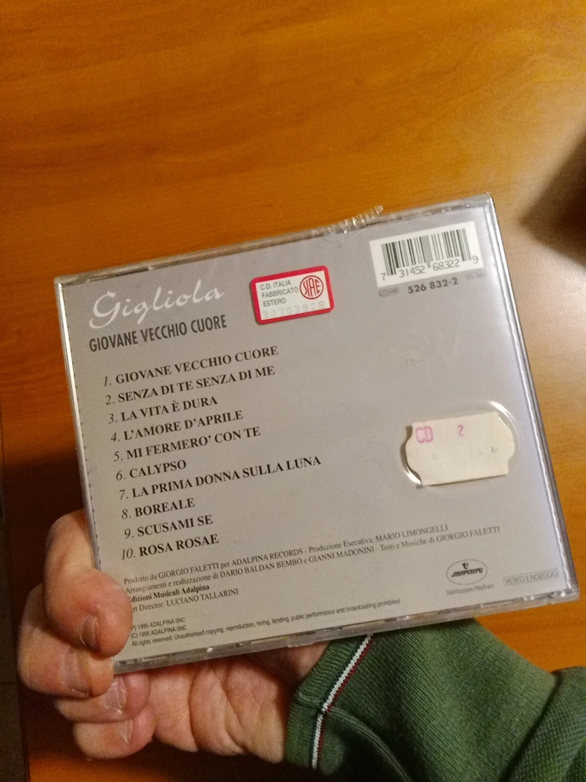 Foto 2 di 2