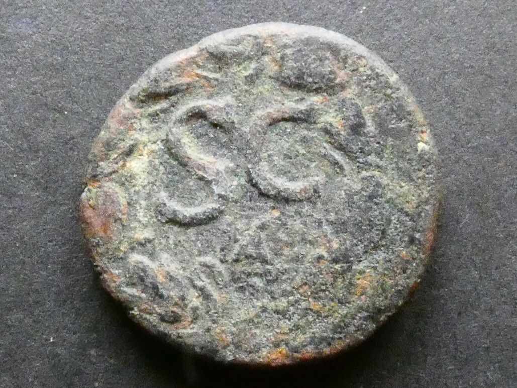Picture 1 of 2