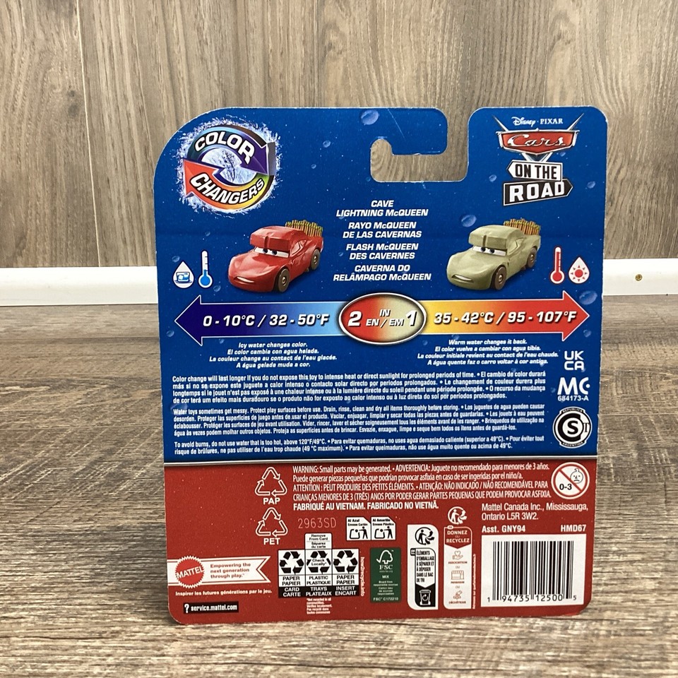 DISNEY PIXAR CARS COLOR CHANGERS "CAVE LIGHTNING McQUEEN" NEW COLOR